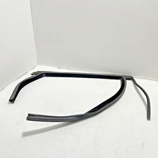 2014-2018 FORD FOCUS REAR PASSENGER DOOR WINDOW RUN CHANNEL SEAL STRIP OEM
