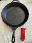Vintage Lodge 12SK Cast Iron Pan Skillet USA Black with Silicone Lodge Holder