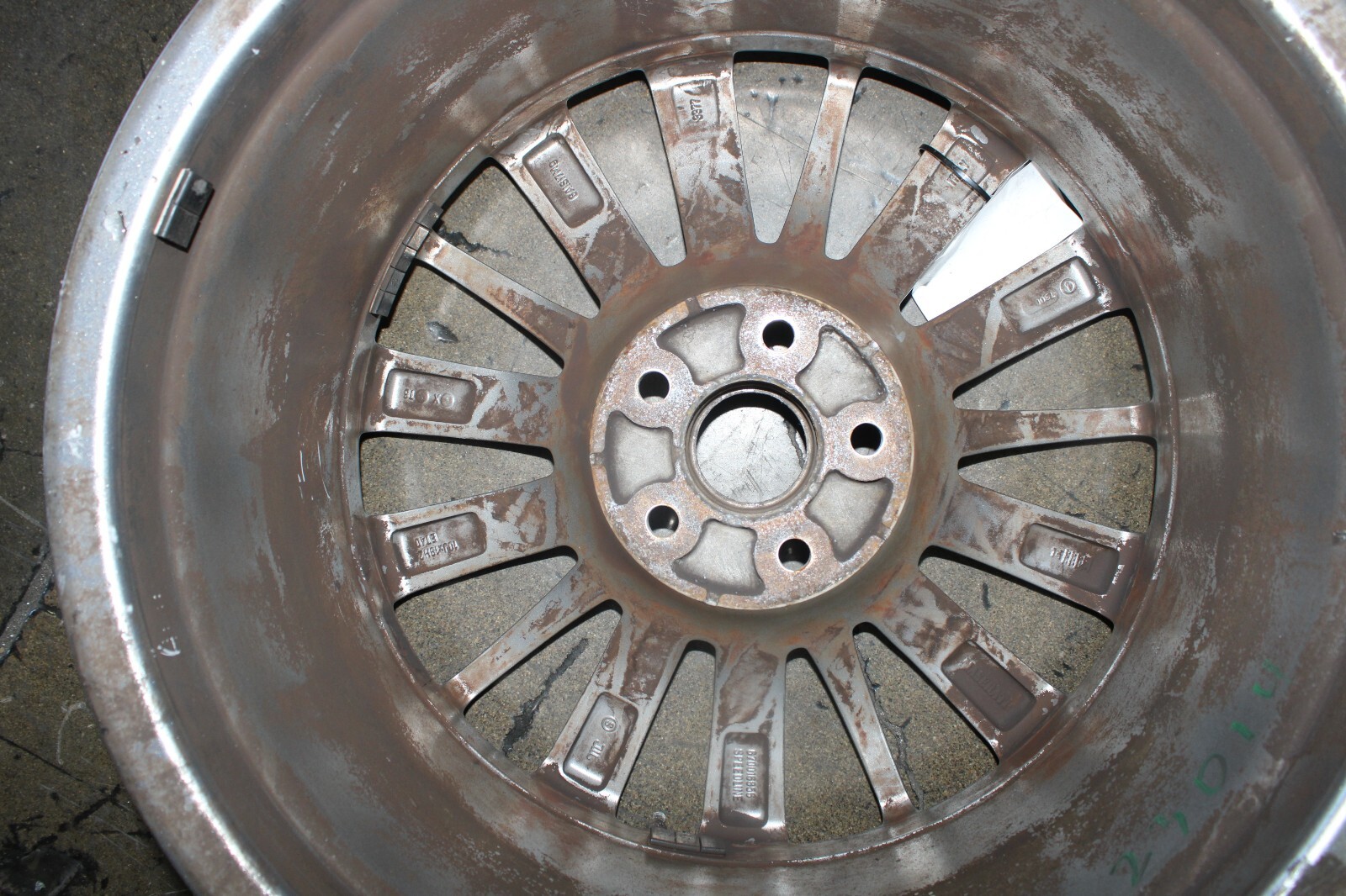 Maserati Ghibli, Quattroporte, Rear Wheel, Curb Rash, Used, P/N 980157009