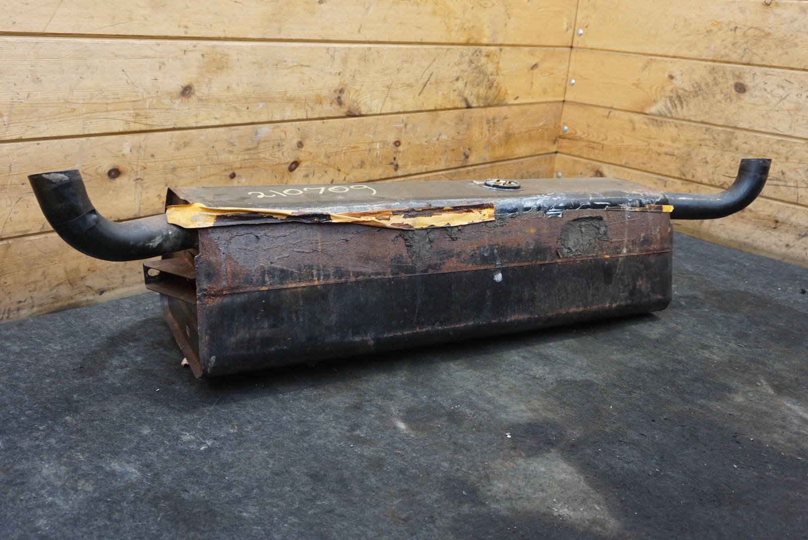 17.7 Gallon Fuel Tank Assembly OEM Lotus Elite Eclat 1976-82