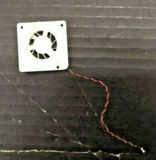 New, Sunon, UB5U3-500, FAN BLOWER 30X3MM VAPO 5VDC WIRE