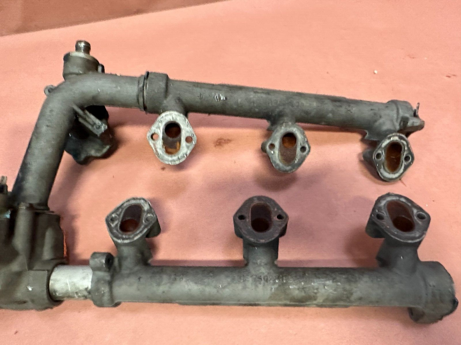Bentley Brooklands 1994 Intake manifold hose