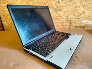 Fujitsu Lifebook E781 Laptop mit Intel Core i5- als Ersatzteilspender (R16 1112)