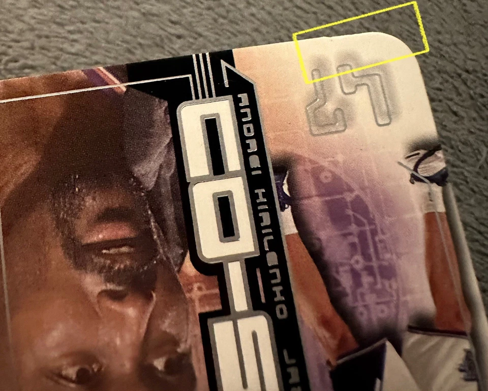 2001 Fleer Marquee Co-Stars Karl Malone/Andrei Kirilenko #4 Die-Cut! - Image 4 of 4