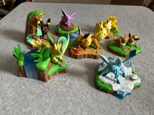 Funko Pop/Pokemon Center Figures: An Afternoon with Eevee & Friends (NO BOXES)