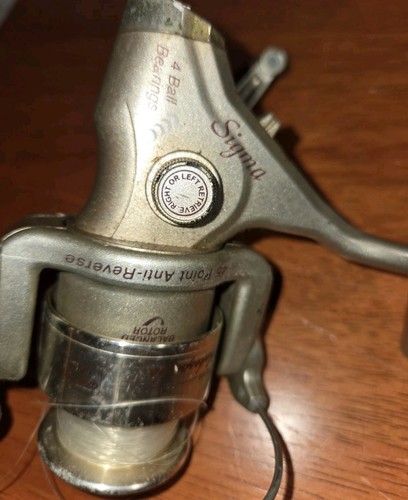 Vintage Shakespeare Sigma 3035S Fishing Reel - Picture 3 of 10