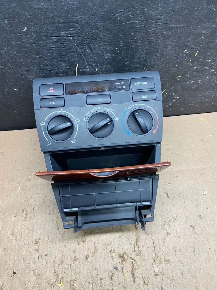 2003 to 2008 Toyota Corolla Climate Heater A/C AC Control Panel Bezel t6432 DG - Image 2 of 4