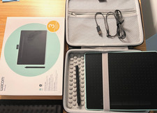 Wacom Intuos 8.5" x 5.3" Medium Carrying Case - Pistachio Open Box, Unused