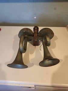Antique Dual Electric Air Horn. Truck, Train, Boat Ect!