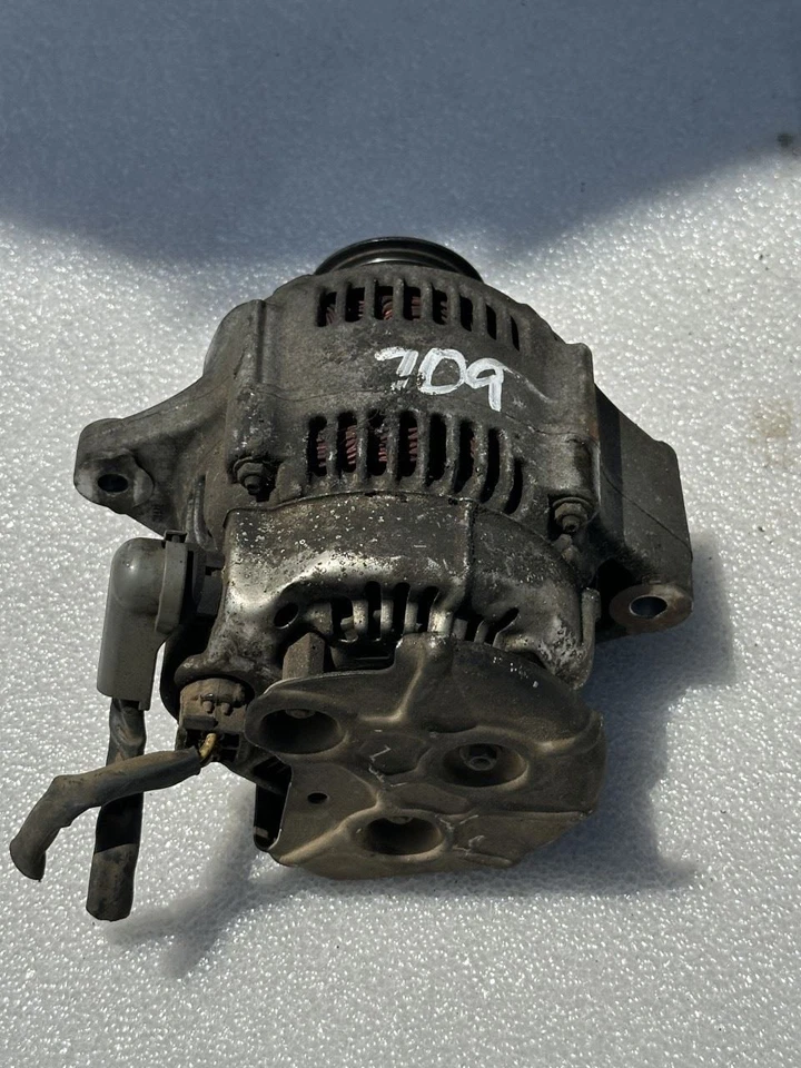 1994 TOYOTA PREVIA ALTERNATOR 27060-76080 - Image 3 of 4