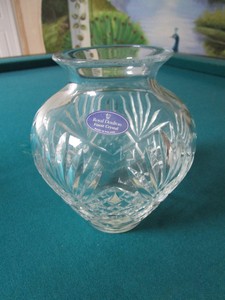 ROYAL-DOULTON-CRYSTAL-WESTMINSTER-ROUND-GREEK-VASE-6-1-2-034