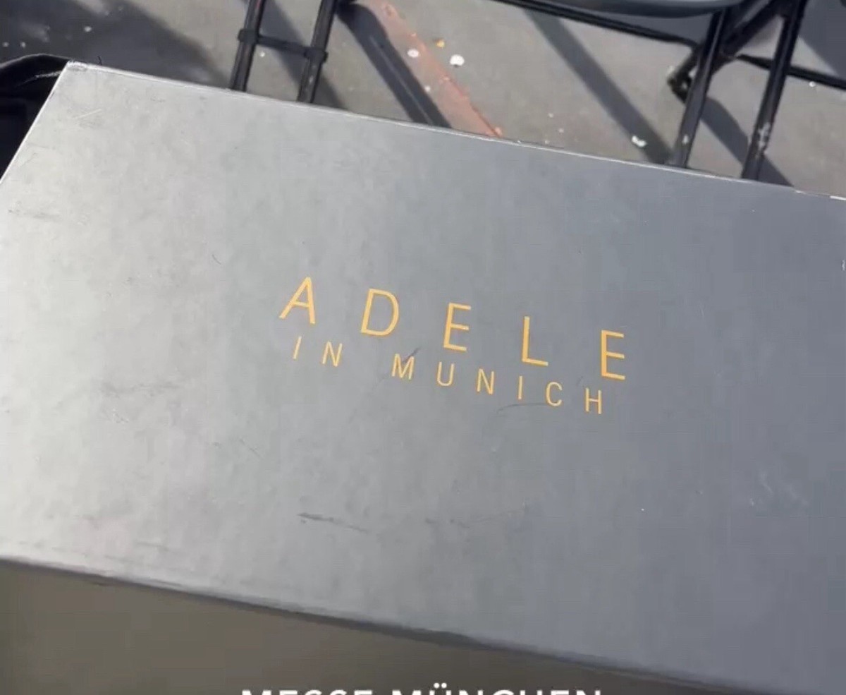 Adele Munich VIP Box | eBay Adele Munich VIP Box | eBay