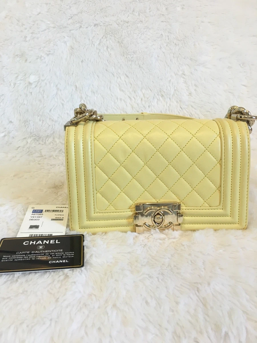 Chanel boy online pastel