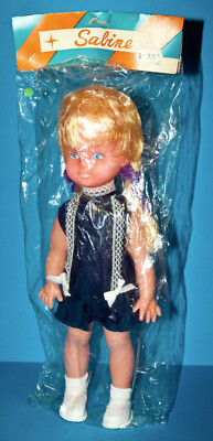 SABINE 35 cm PLASTIK PUPPE VINTAGE HONG KONG DOLL VINYLKOPF SEHR SCHÖN OVP 70s