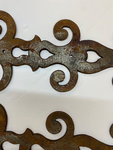 Pair Early Large Ornamental Iron Hinge Straps- Leaf, Scrolls & Cut outs ~ HW110 - Picture 6 of 8