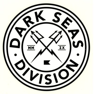Dark Seas Clothing Sticker Logo Adrian Lopez Schwarz Weiß 11cm Rund