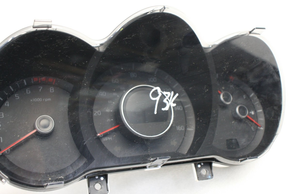 2014-2015 Kia Sorento Speedometer Instrument Cluster Gauges