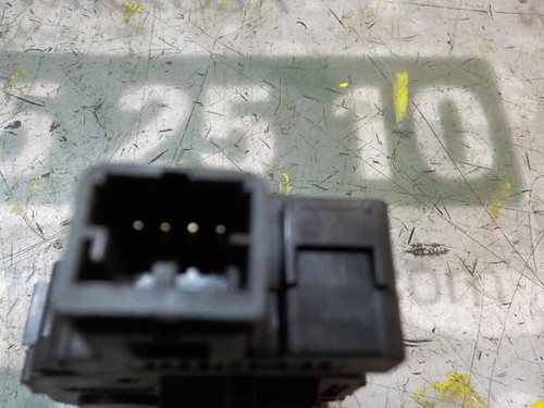 64119319037 MOTEUR / ACTIONNEUR DE VOLET DE CLIMATISATION / K9749007 / 16152977 - Photo 2/10