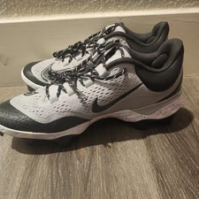 Nike Alpha Huarache Elite 4 Low MCS Mens Sz 11 Grey Baseball Cleats FD6221-002.