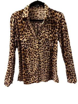Forever 21 Women's Med Animal Print Long Sleeve  Button Up  W/Pockets