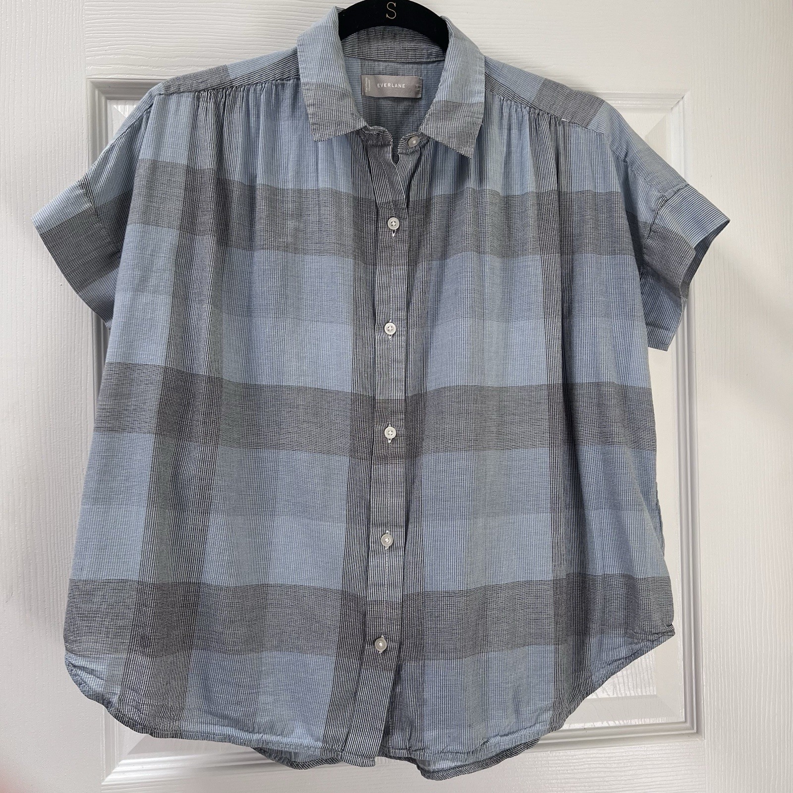 Everlane Women’s Square Air Short Sleeve Button Down Shirt Modern Blue Plaid S