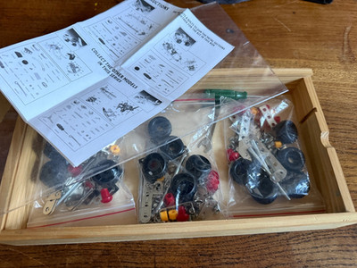 Meccano Style Junior Fahrzeugbausätze 3 Modelle zum basteln mit Anleitung