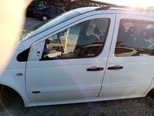 4147200005 LINKE VORDERE T&Uuml;R / 2017322 F&Uuml;R MERCEDES-BENZ VANEO W414 FURGONETA