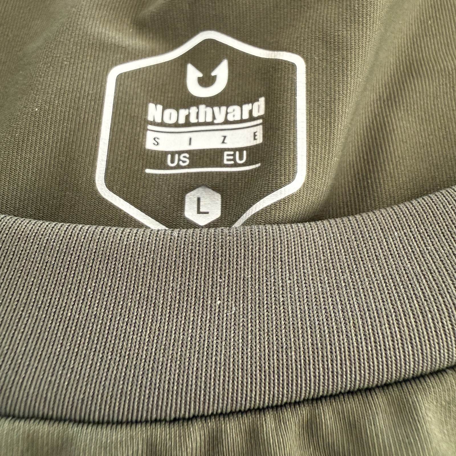 Northyard Performance TShirt Perforated Green Siz… - image 2