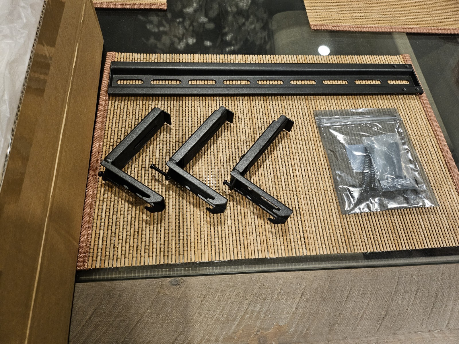 Soundbar/Center Speaker Mount Heavy-Duty, Speaker Mount- Theater Setups-image