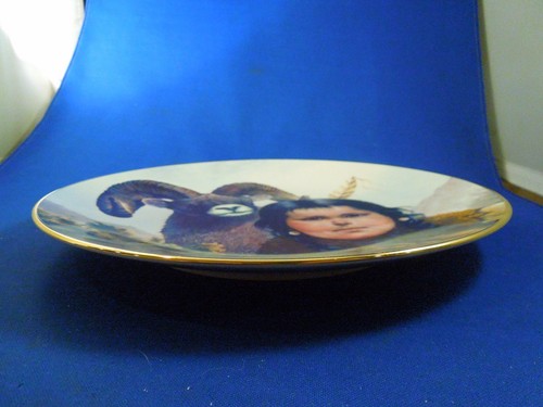 Vintage Noble Companions Pride of America's Indians by Perillo Plate # 4893C - Picture 2 of 7