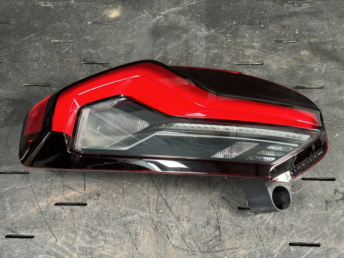 22-24 BMW G42 G87 M240i 230i M2 COUPE REAR LEFT LH TAIL LIGHT LAMP 
