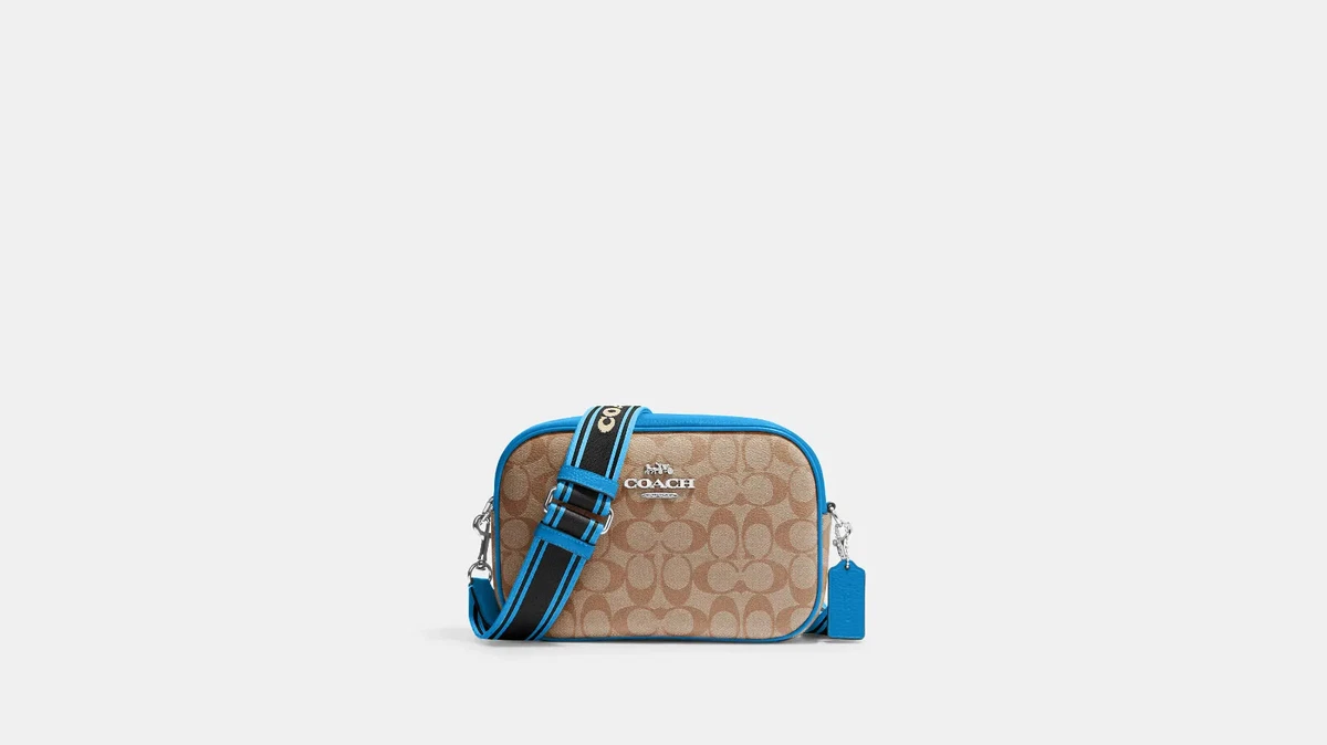 Coach Jes Crossbody Camera Bag in Denim & Navy Blue Leather Coach 6519 –  Essex Fashion House