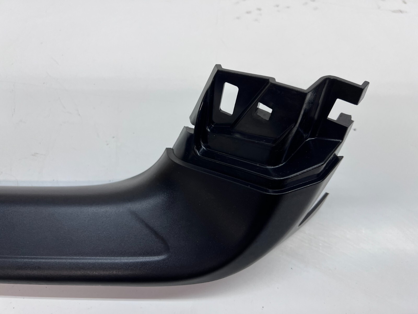BENTLEY BENTAYGA REAR LID TRIM PANEL OEM 36A867607F