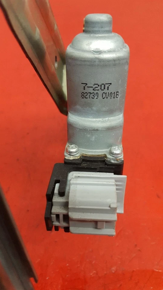 2012 NISSAN JUKE 5 DOOR HATCHBACK PASSENGER REAR WINDOW REGULATOR + MOTOR - Image 2 of 4