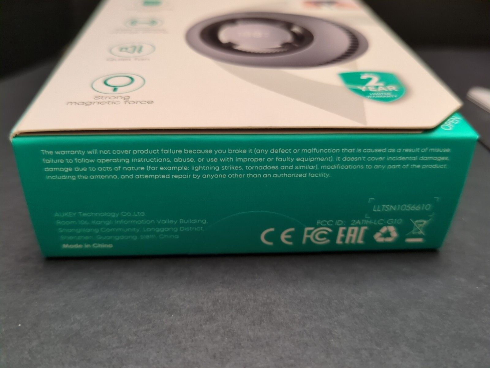 AUKEY MagFusion GameFrost Qi2 Active Cooling Wireless Charger LC-G10