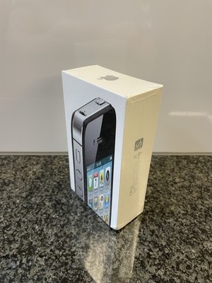 IPhone 4s A1387 MD2420/A 32GB Black A432741 Ohne Simlock UNBENUTZT