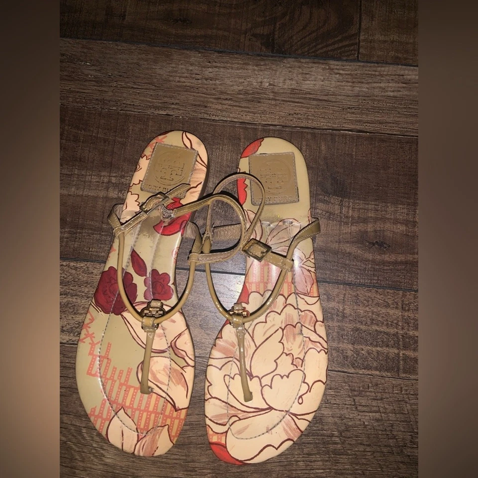 Tory Burch 花卉 Emmy t 带标志凉鞋 罕见 波西米亚学院风 经典 金色 棕褐色 8 — 第 3/4 张图片