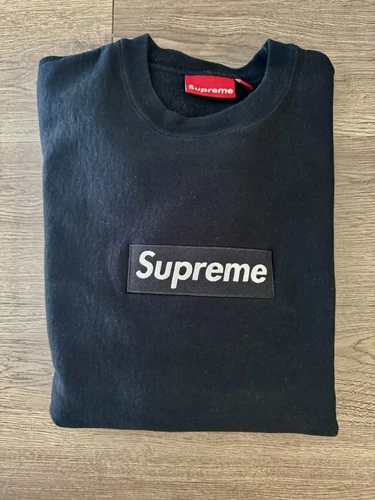 Col rond noir logo Supreme Box 2005 taille L