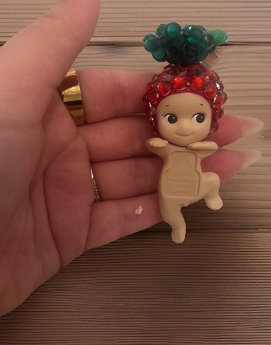 Badazzled Sonny Angel Hipper - Picture 3 of 7