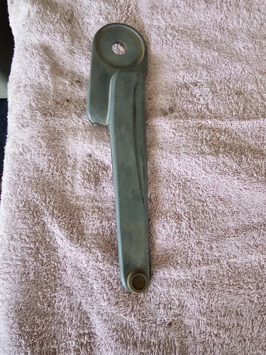 63 64 65 Buick Riviera Driver Door Window Track Pivot Arm Roller 1963 1964 1965 - Picture 2 of 5