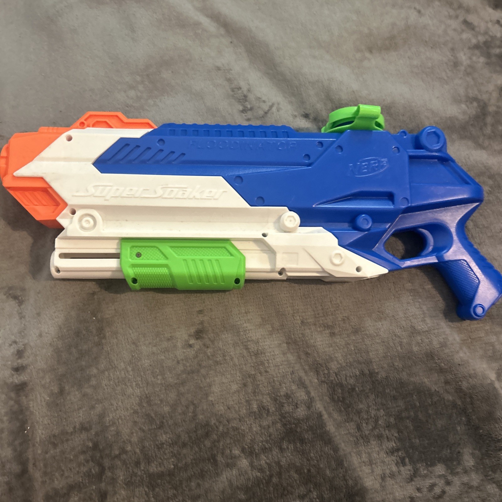 Pistola de juguete Nerf Super Soaker Floodinator Water Blaster para niños