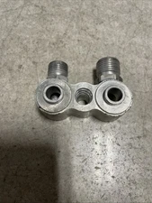 Vintage Air 045024 - Gm Vertical Compressor Rear Adapter Block Flat