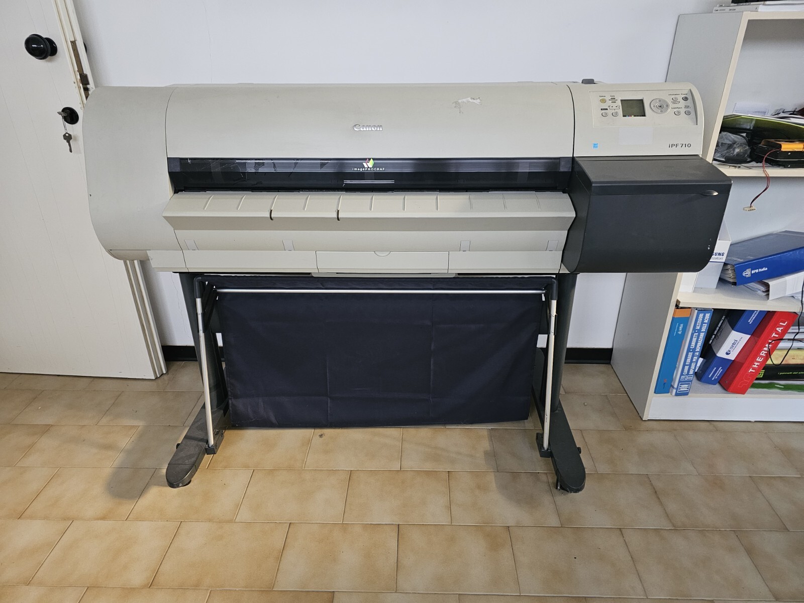 Foto 1 di 3