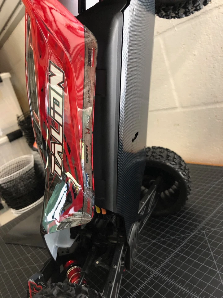 Associated RC10 & RC10T... Chassis Skin Protector...3D Thick Carbon Fiber Vinyl - Image 4 of 4