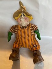 Russ Berrie Kathleen Kelly Critters Factory Scare E Crow Shelf Sitter Halloween