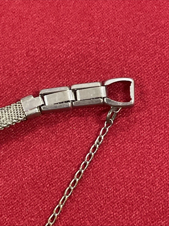 Reloj Helbros Mujer Acero Inoxidable, Correa Speidel Llena de Oro y Cadena de Seguridad Foto 4 de 4