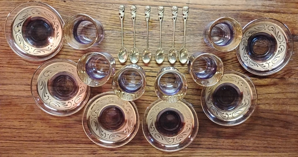 6 tazas de vidrio especiales cortadas a mano con adornos de oro de 24 quilates hechas a mano platillos y 6 cucharas de latón Foto 4 de 4