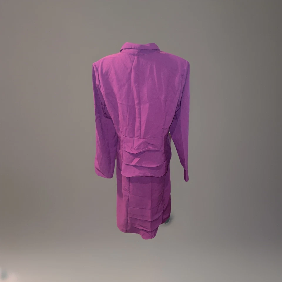 Tiana B two-piece skirt suit purple/pink Sz 12 Four Button - Image 4 of 4