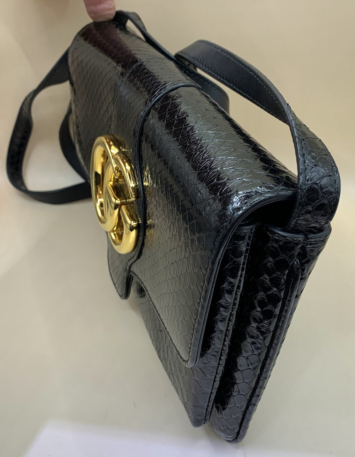 Gucci Arli Black Small Shoulder Bag Python 550129… - image 8
