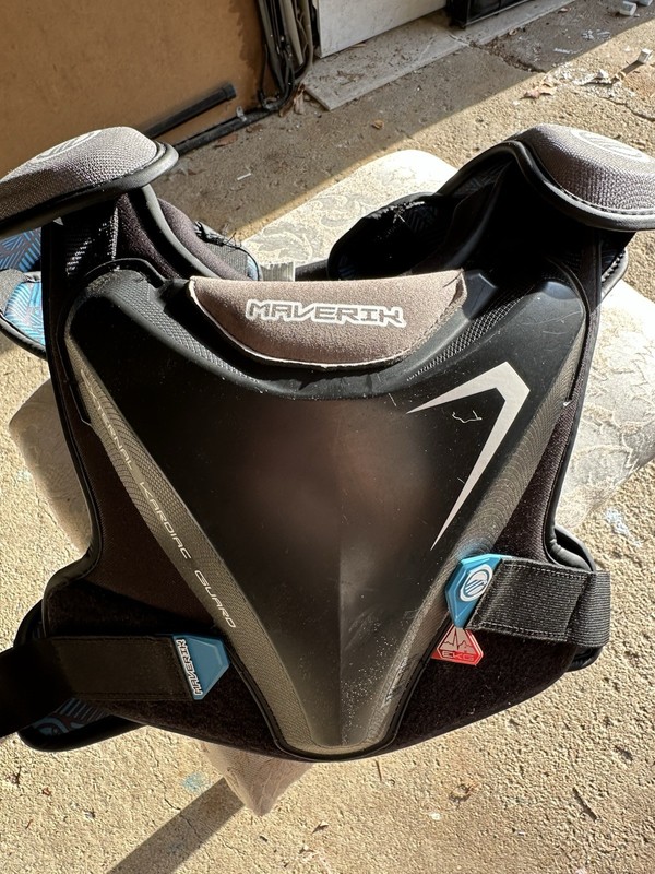 Maverik EKG Lacrosse Chest Protector Child  Medium 